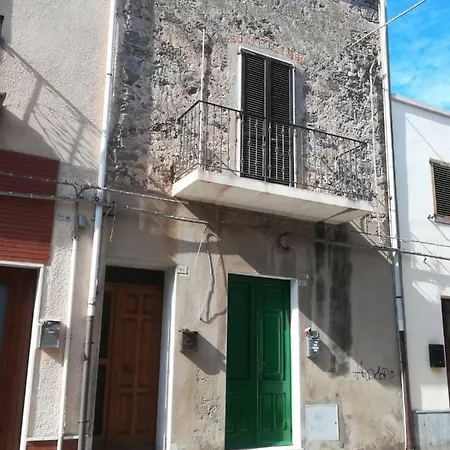 Rosaria בית נופש SantʼAntìoco