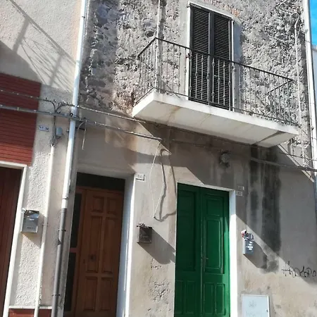 Rosaria בית נופש SantʼAntìoco
